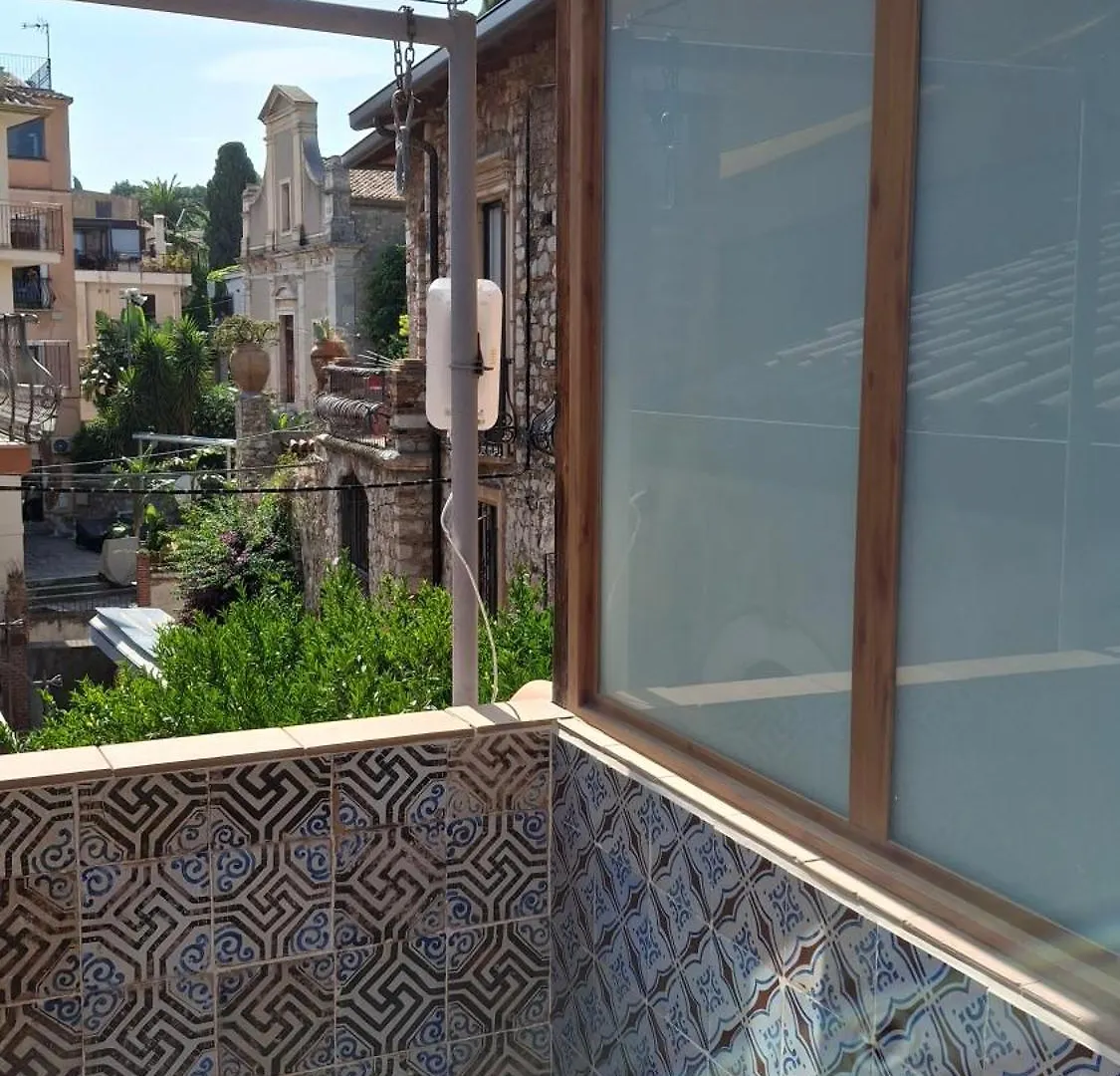 Bed & Breakfast Room Aly Art Apartment Taormina